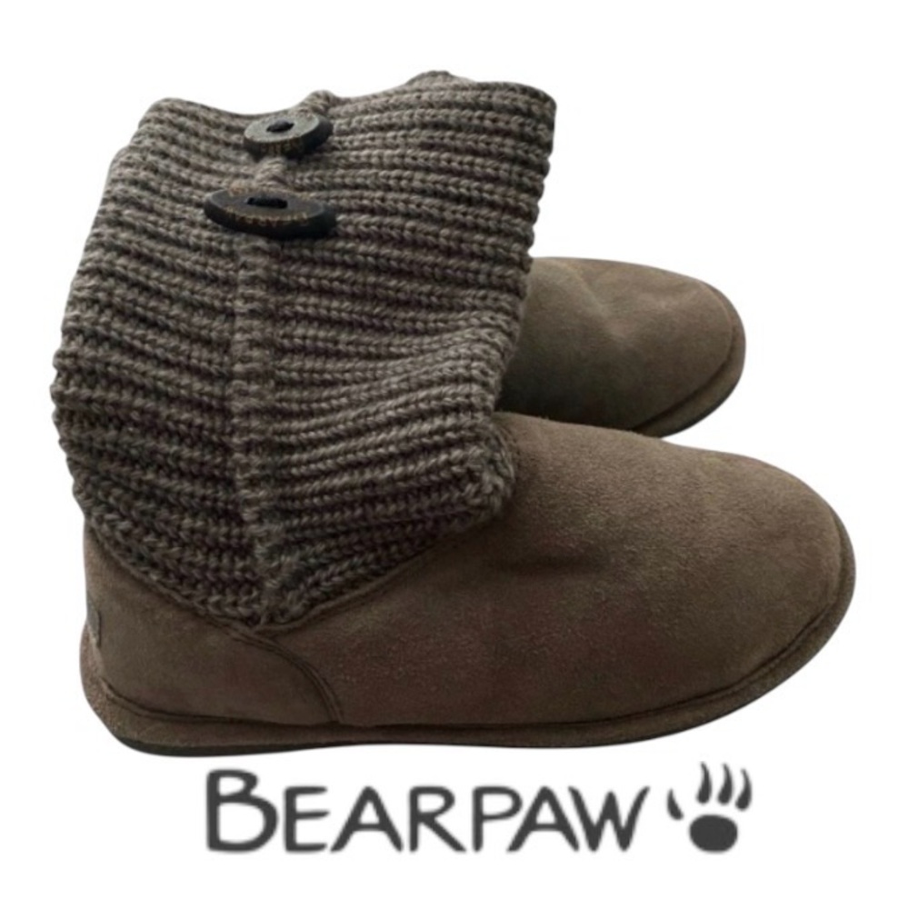 Bearpaw Women's Size 9 Gray Suede Boots with Knitted Legs